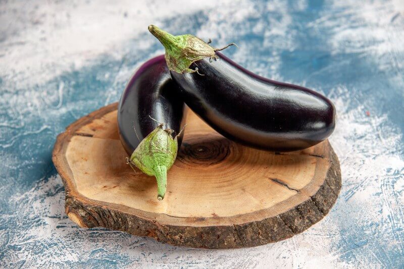 aubergines for kashk o bademjoon